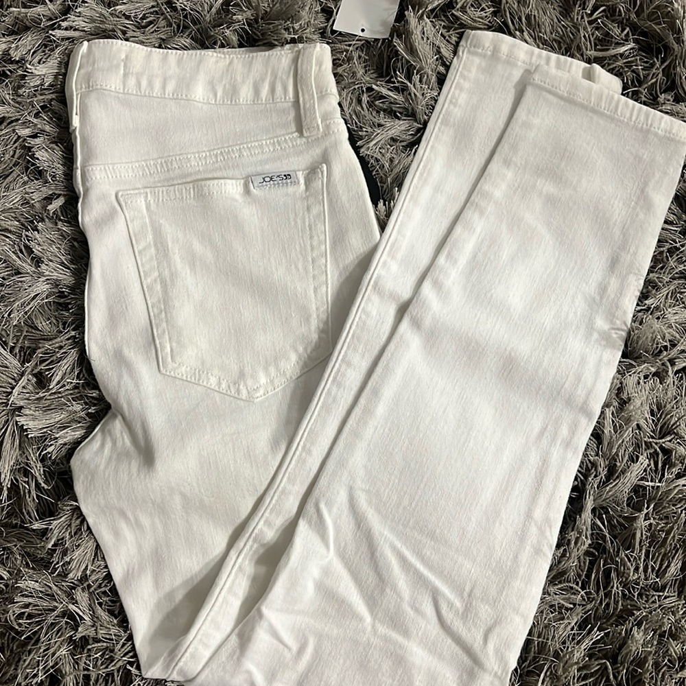 Size 27 white Joes skinny leg